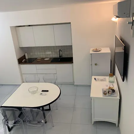 Cats House Centro Storico Semesterbostad Amalfi